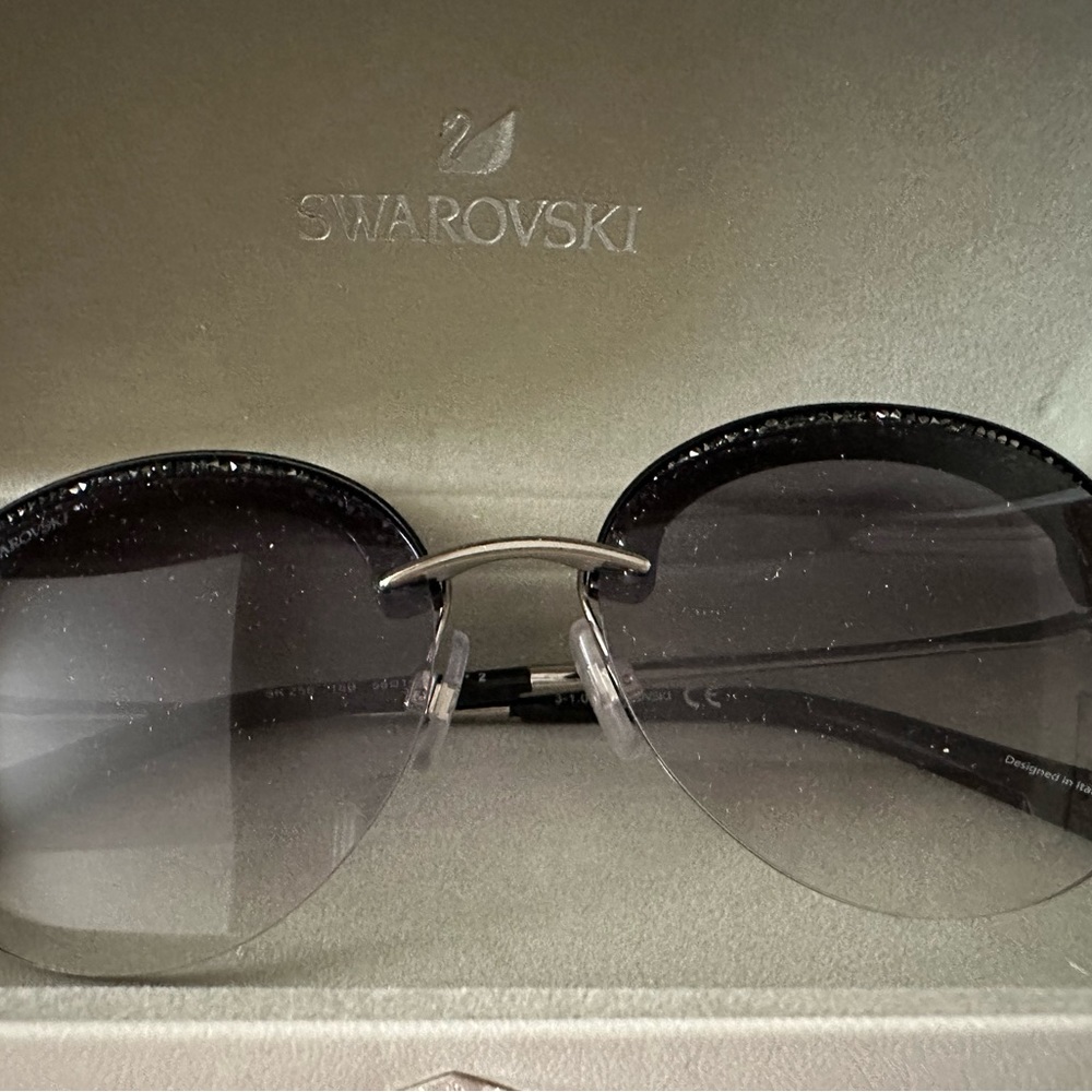 SWAROVSKI sunglasses NWOT